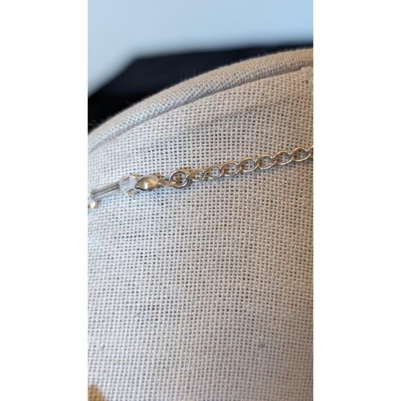 Faceted AB Crystal Bead Crystal Tube Bead Necklace - Picture 6 of 9